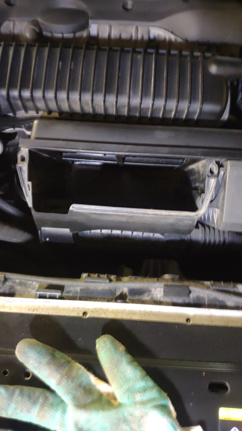 Потеет фара. Почему внутри скапливается влага? Как с этим бороться ...