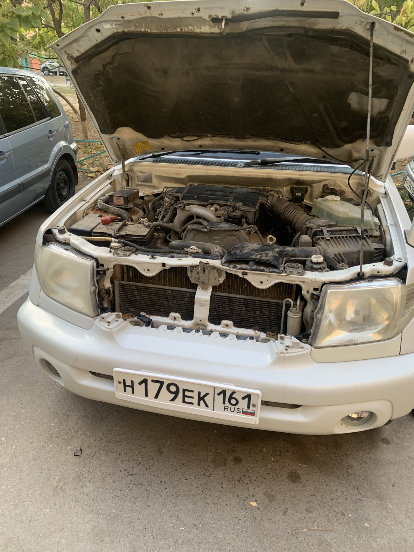 Линзованные лампочки. — Mitsubishi Pajero iO, 2 л, 2000 года | своими ...