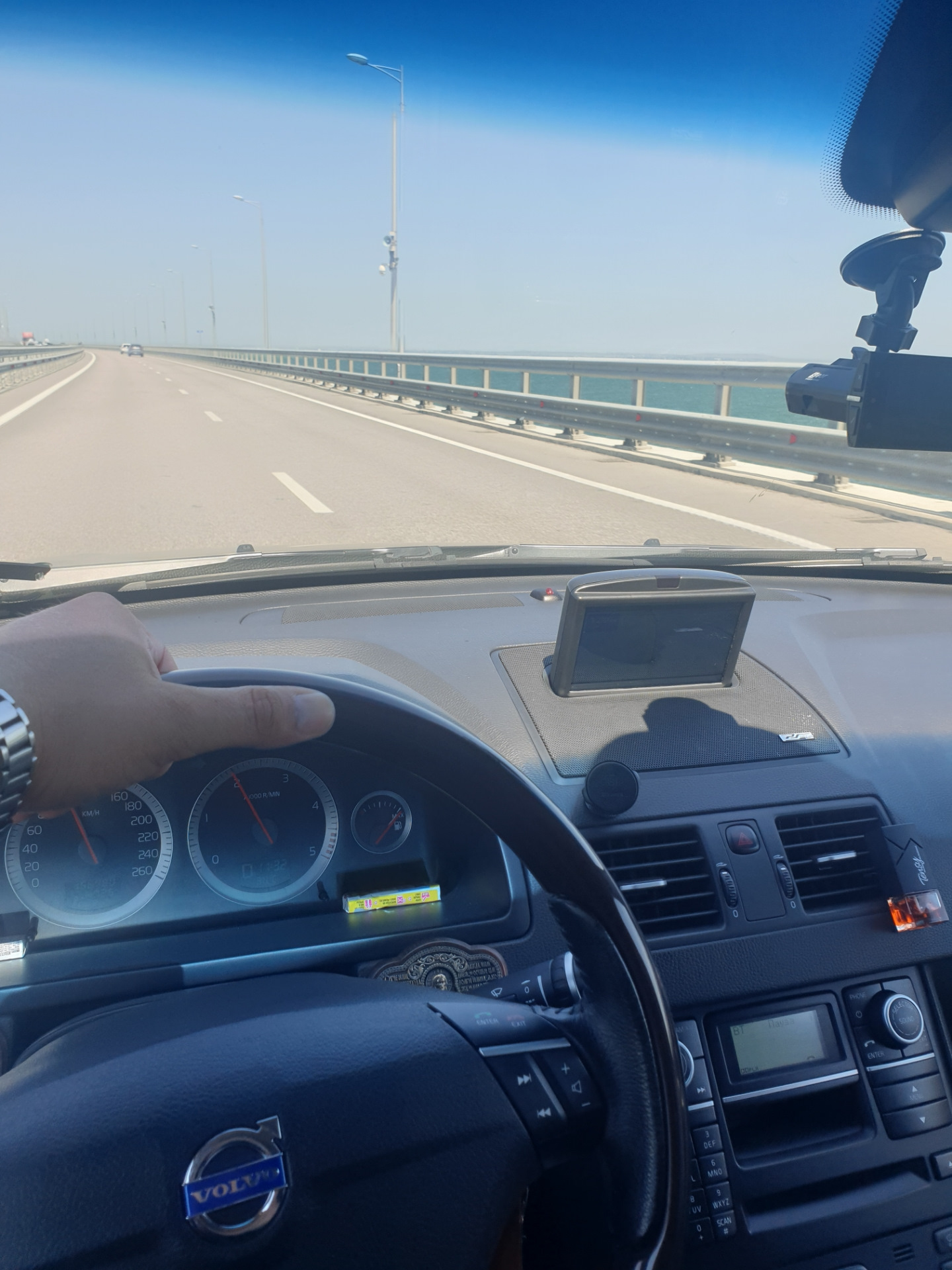 Регистратор — Volvo XC90 (1G), 2,4 л, 2013 года | электроника | DRIVE2