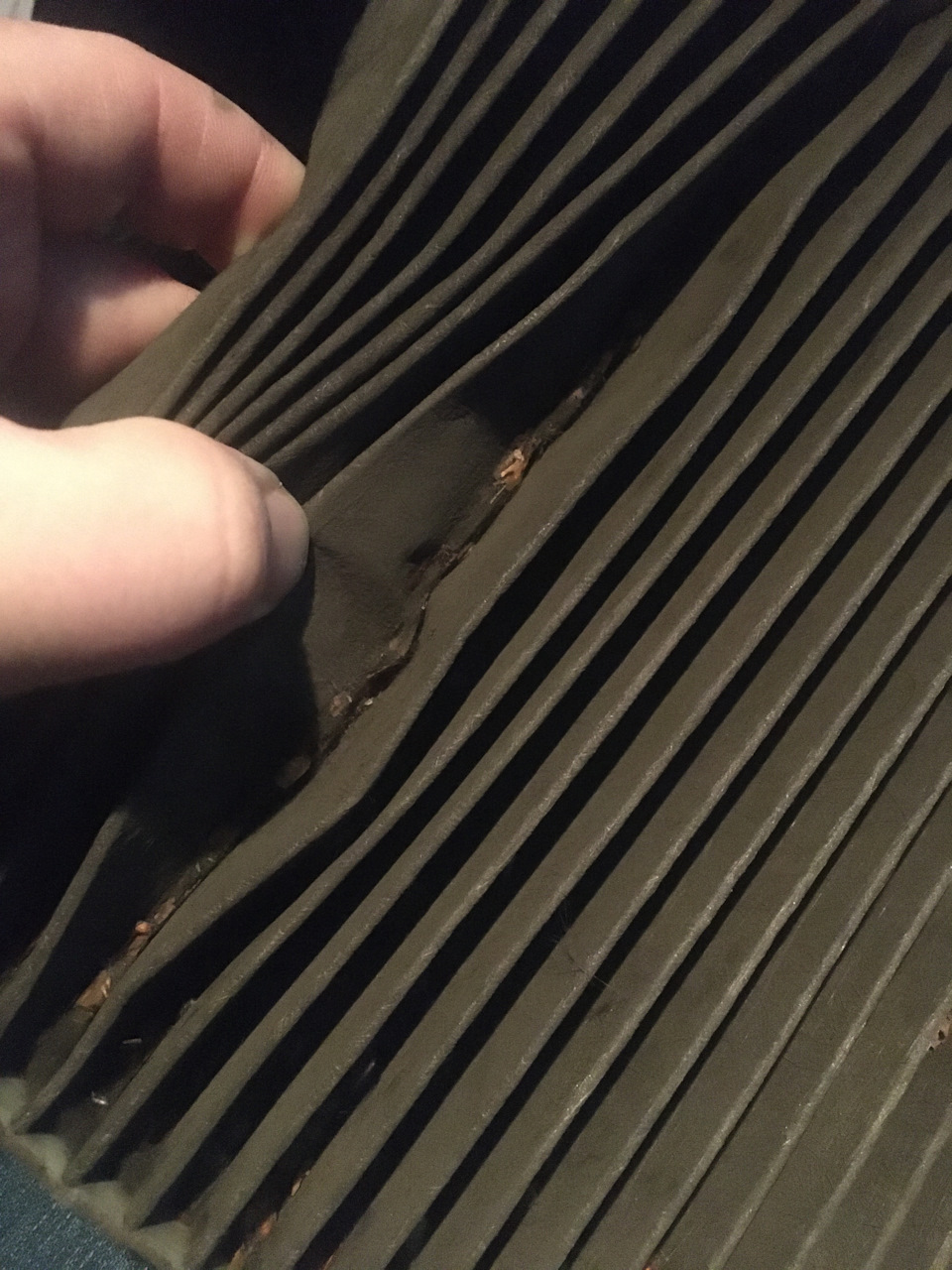 Поход в суд, замена масла и визит на шиномонтаж — Peugeot 4007, 2,4 л ...