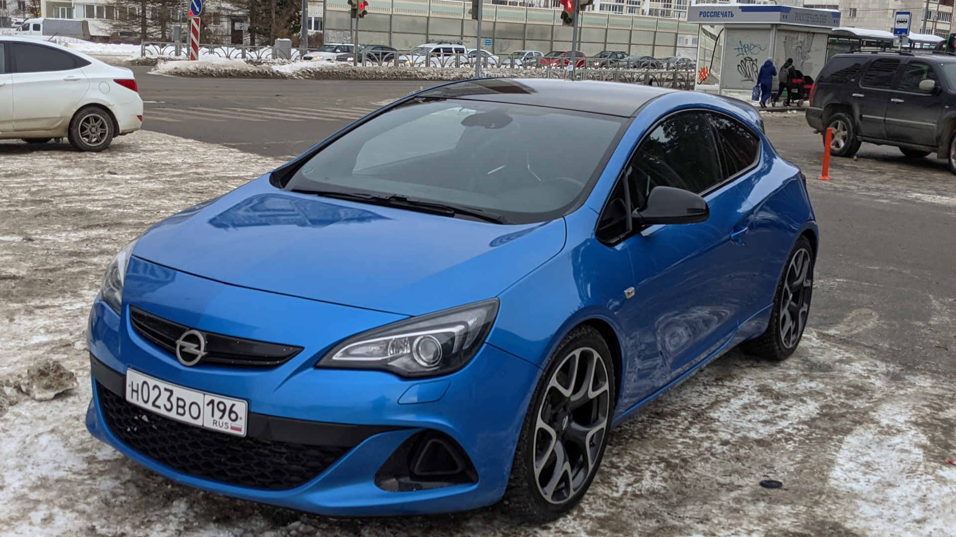 Opel Astra OPC 2012