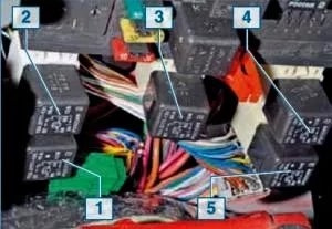 Доп. секция реле — Lada Niva Travel