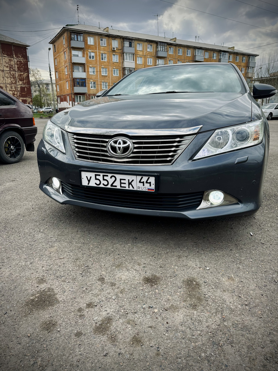 Жёлтые лампы в ПТФ — Toyota Camry (XV50), 3,5 л, 2014 года | просто так |  DRIVE2