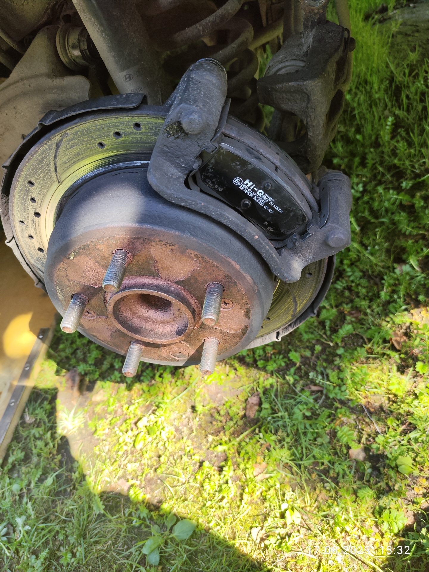 Замена направляющих суппорта и колодок — KIA Ceed (1G), 1,6 л, 2011 ...