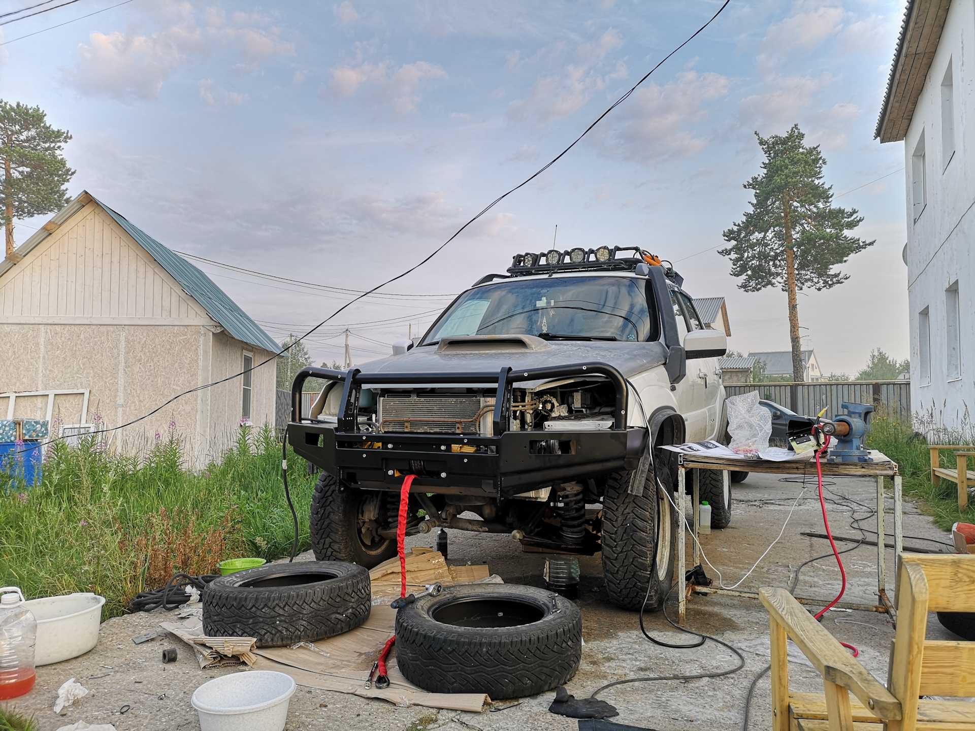 Chevrolet Niva le с силовыми бамперами