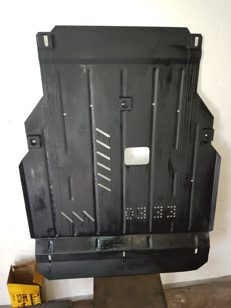 Покраска защиты двигателя — Hyundai Accent (4G), 1,4 л, 2016 года ...