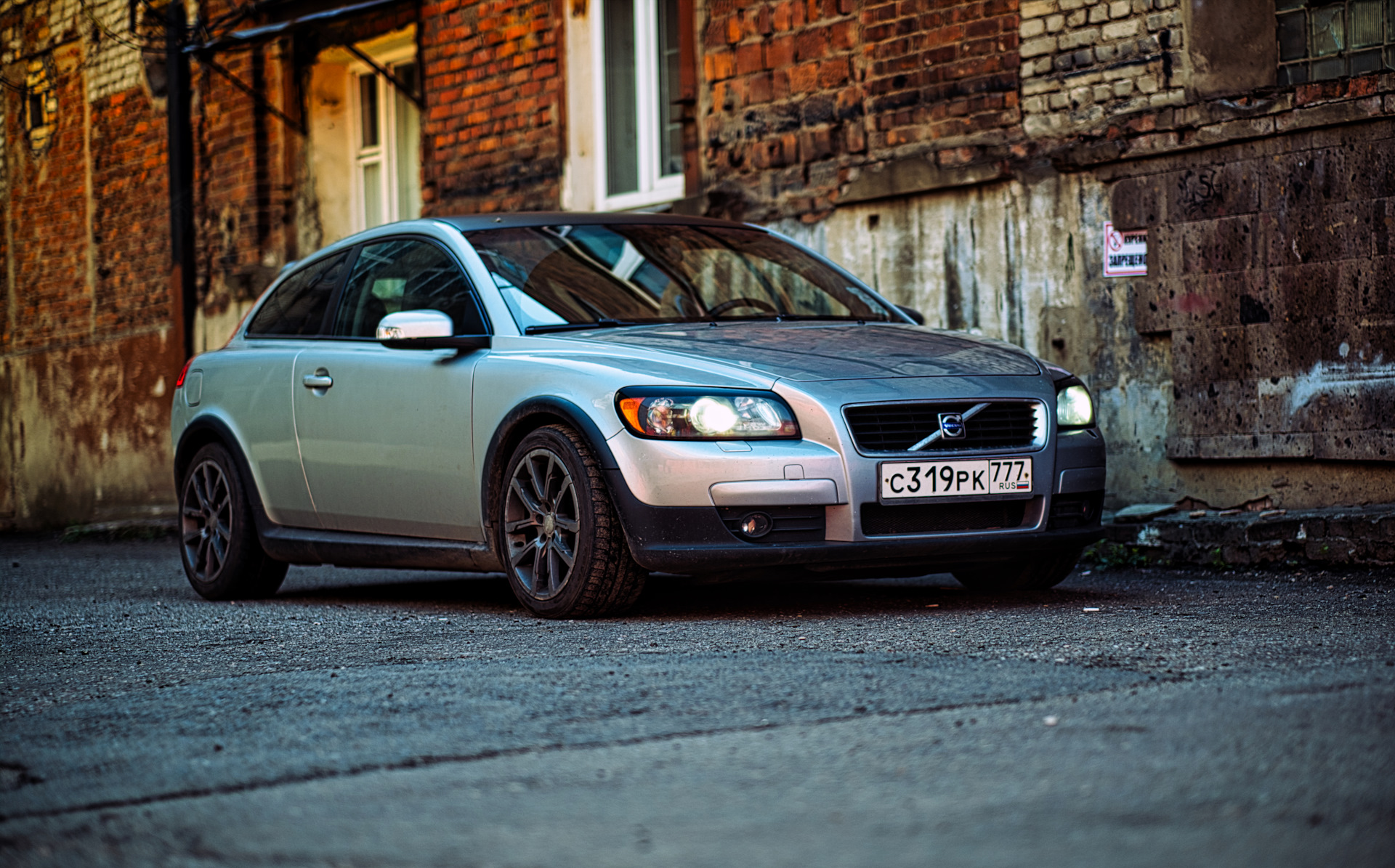 30 c 2. Volvo c30 2.4. Volvo c30 2001. Volvo c30 бункер. Volvo c30 Dirt.