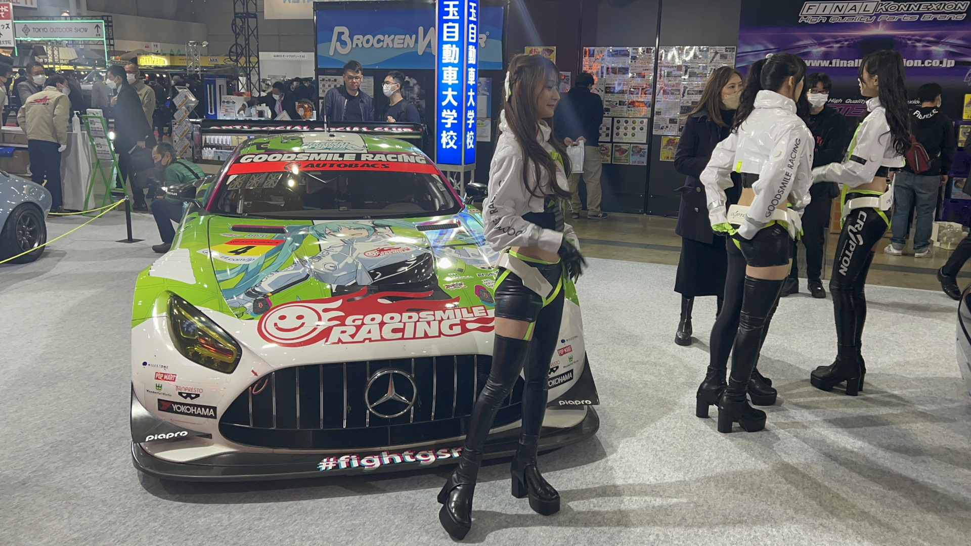 Tokyo auto Salon 2023 альфард