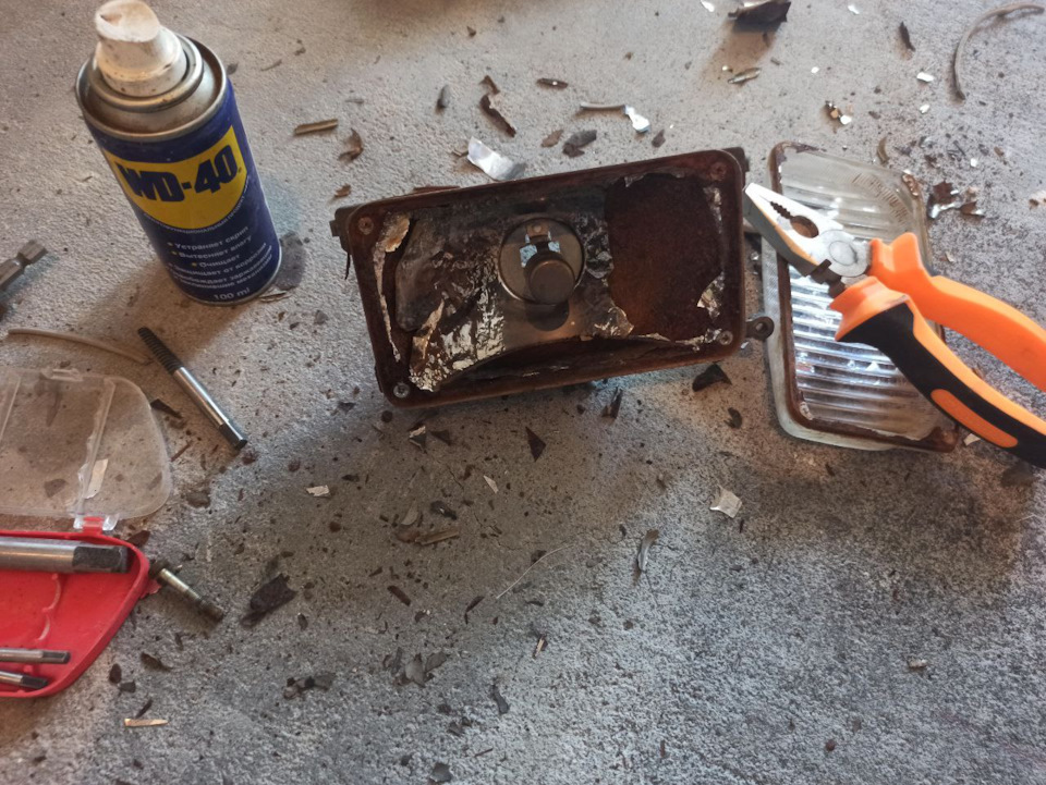 Как восстановить отражатели ПТФ — Chevrolet Niva, 1,7 л, 2003 года ...