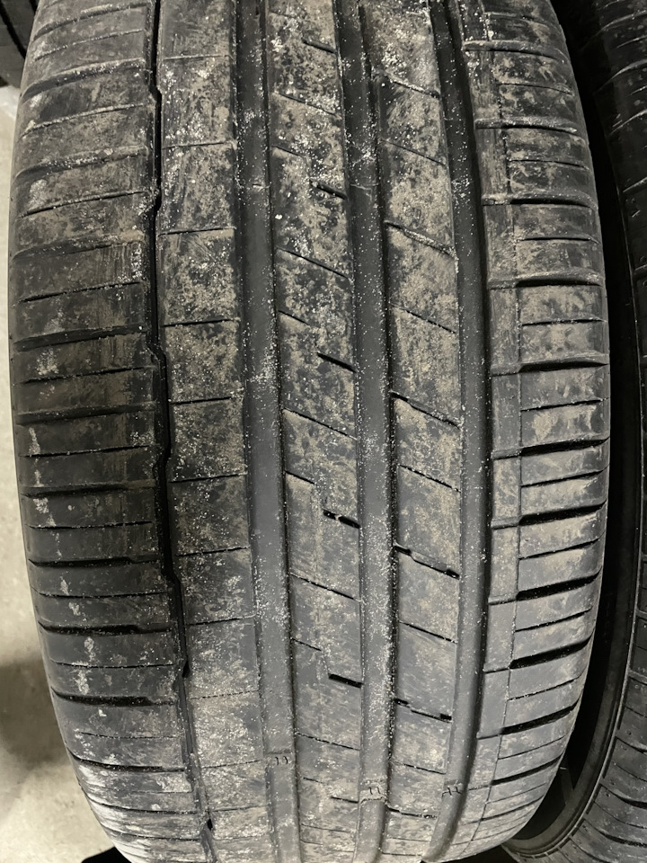 Шины летние Hankook 255/40 R21, кованые диски 9,5Jx21 ET25 5x112 на ...
