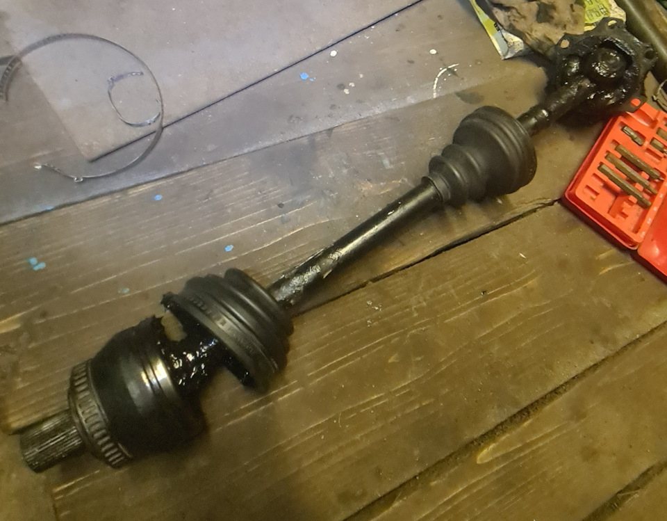 Вопрос: Стук при отпускании педали газа — Volkswagen Passat B5, 1,9 л ...