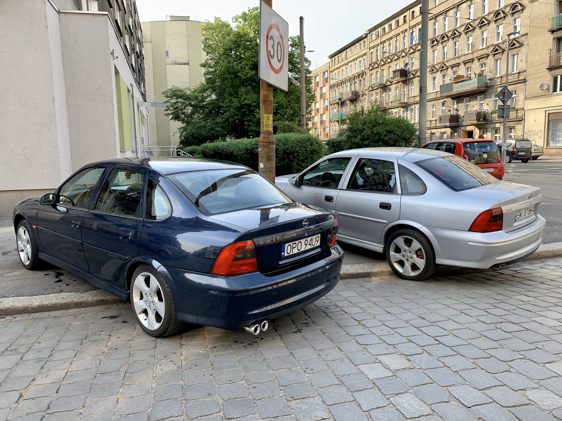 Подсветка багажника — LADA Приора хэтчбек, 1,6 л., 2012 года | просто ...