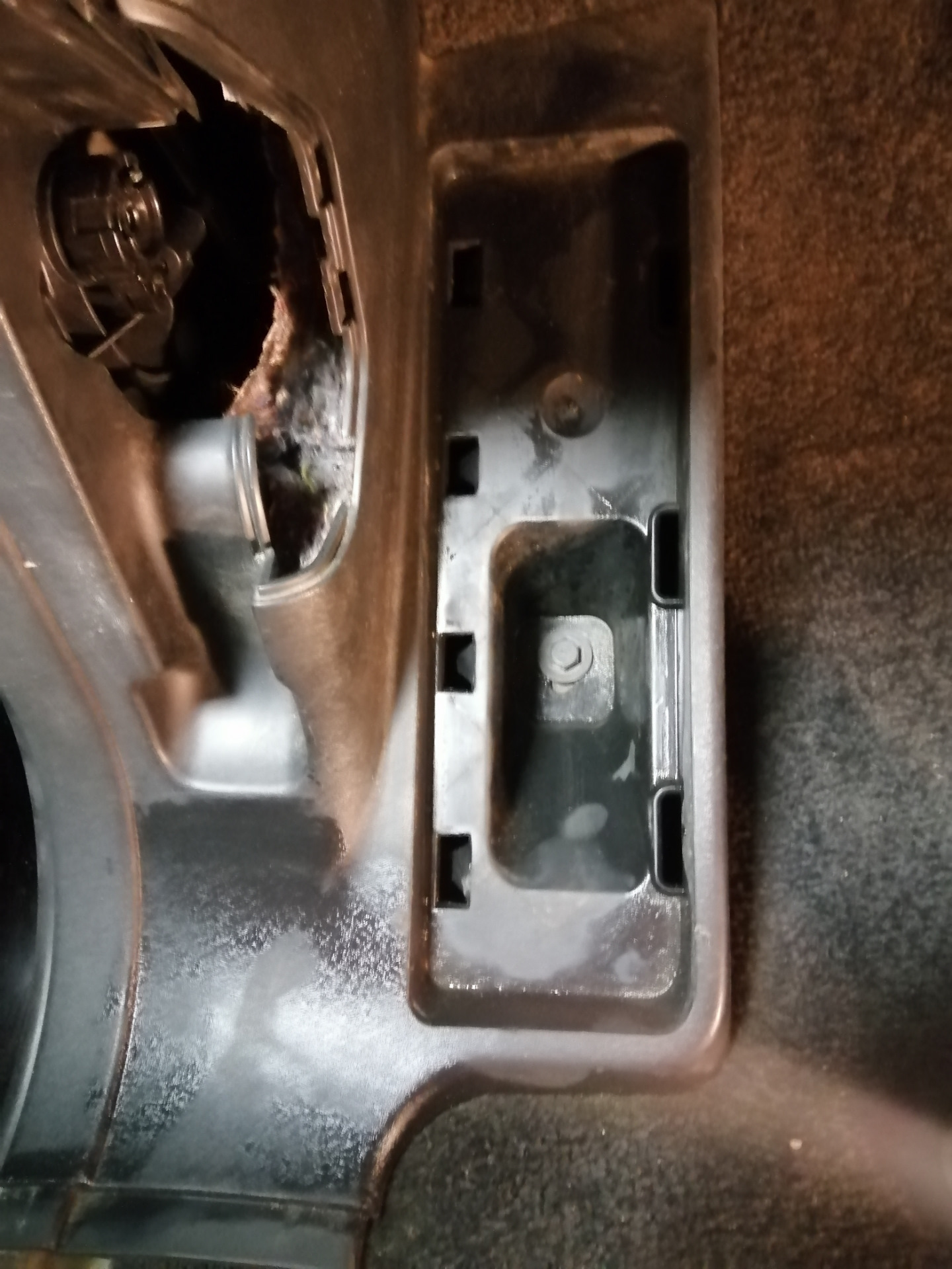 Замена тросик открывания капота — Land Rover Range Rover (3G), 3,6 л ...