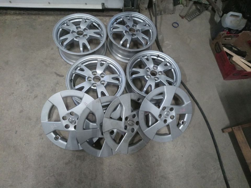 Купил диски. — Toyota Prius (20), 1,5 л, 2009 года | колёсные диски ...