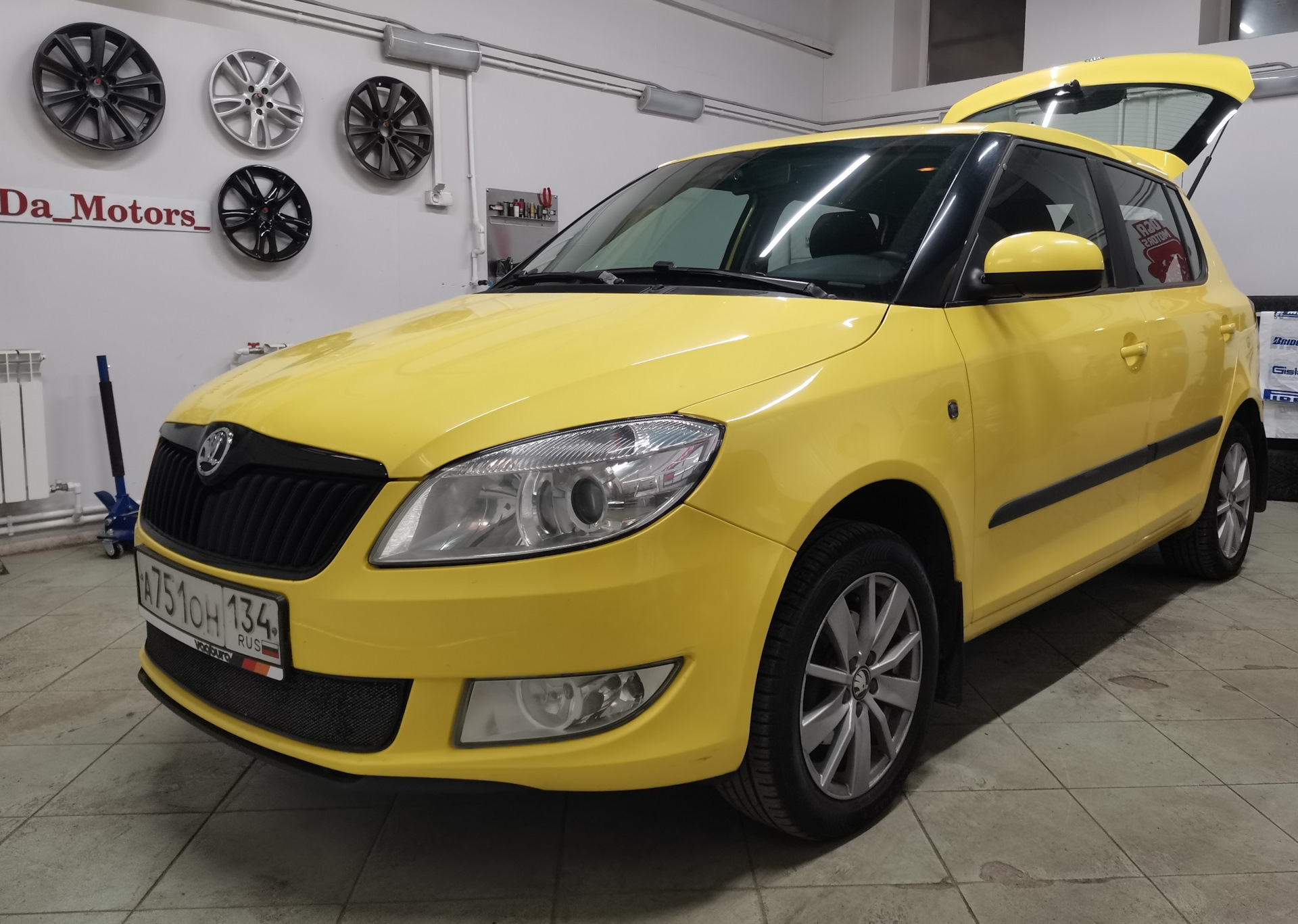 Зима близко, Hakkapelita R3 — Skoda Fabia Mk2, 1,6 л, 2012 года | шины ...