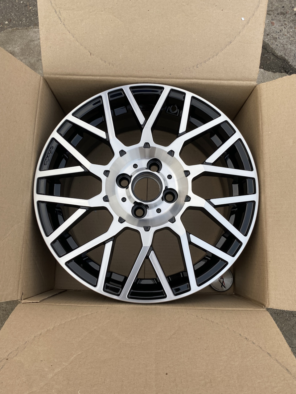 Диски для ласточки X'trike X-125 16 — KIA Rio (3G), 1,6 л, 2015 года ...