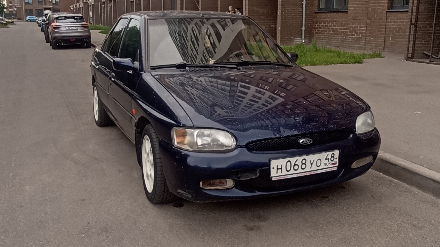 Купить Форд Эскорд 1.8 Дизель