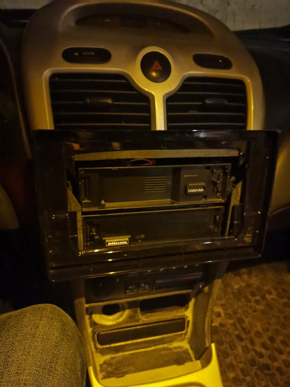 Фото в бортжурнале Nissan Almera Classic (B10)