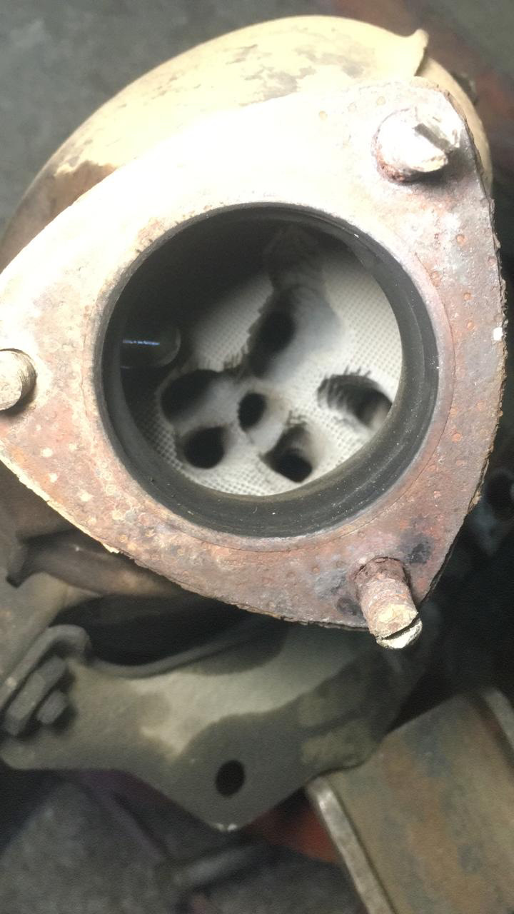 Вставка вместо катализатора — Lada 2114, 1,6 л, 2011 года | другое | DRIVE2