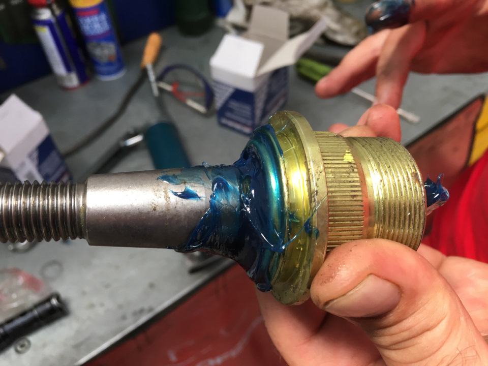 Фото в бортжурнале Cadillac Escalade (3G)