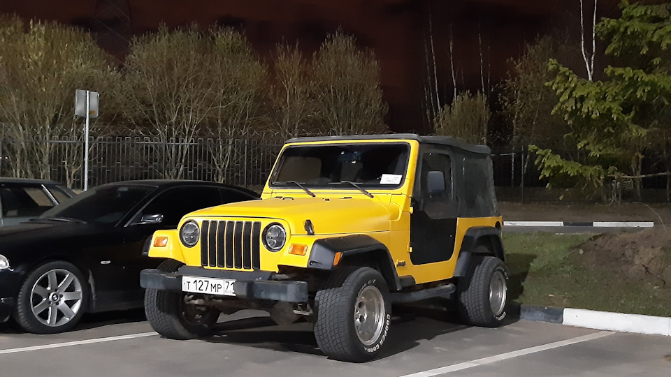 Jeep Wrangler Zhyoltyj Traktorok Drive2