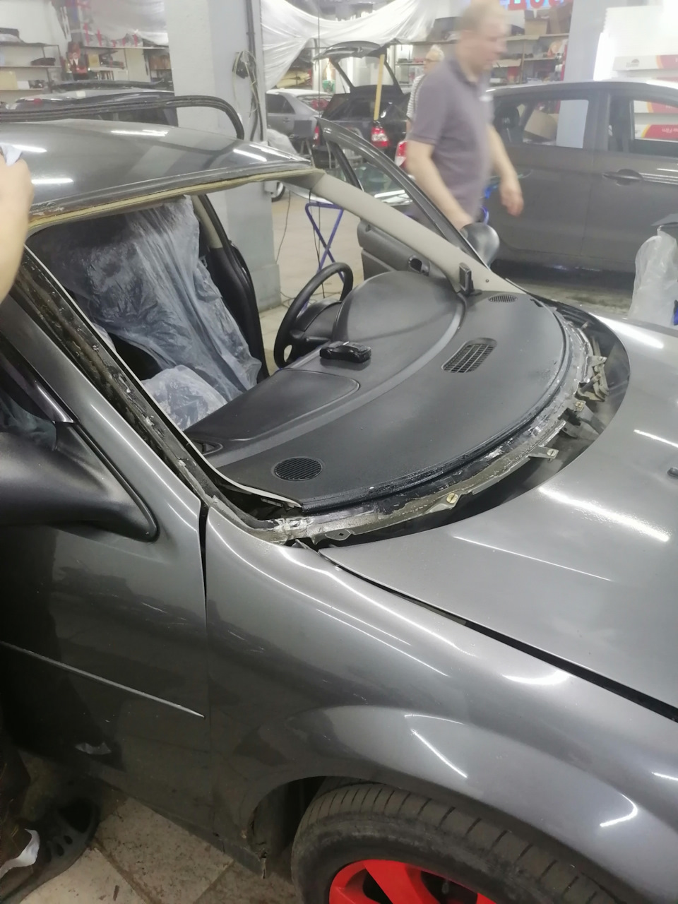 Замена лобового — Chrysler Sebring (2G), 2,4 л, 2004 года | кузовной ...