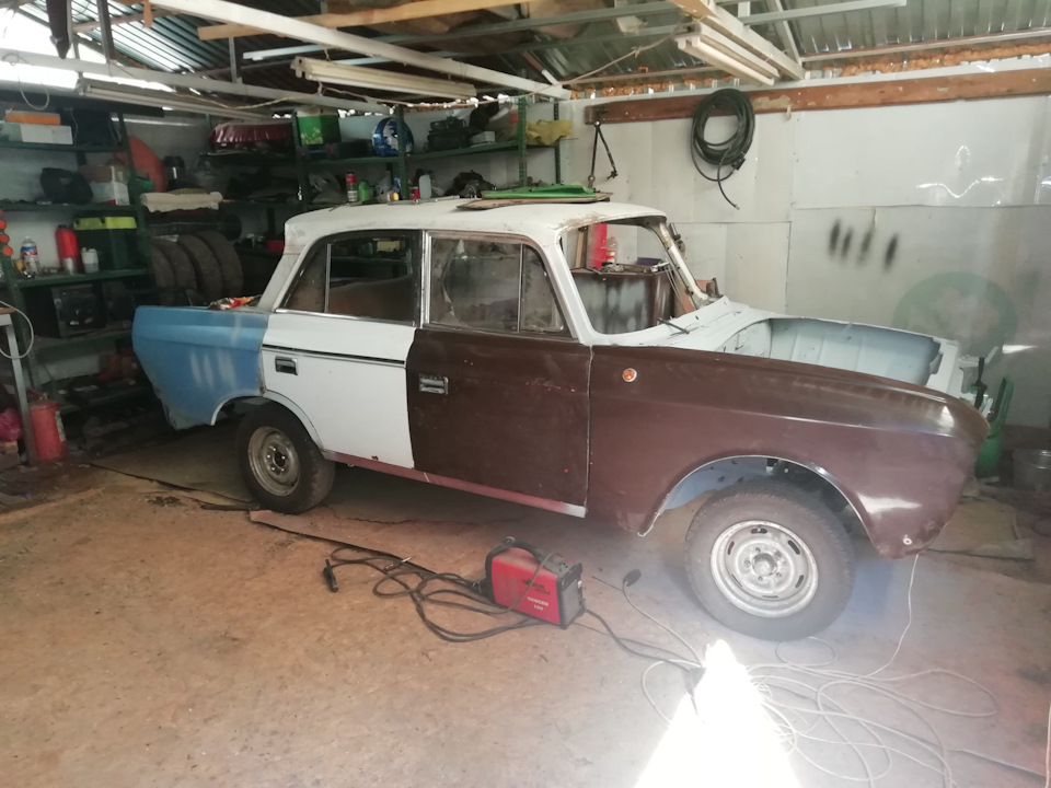 Регулировка дверей перед покраской проёмов. — ИЖ Москвич 412, 1,8 л ...