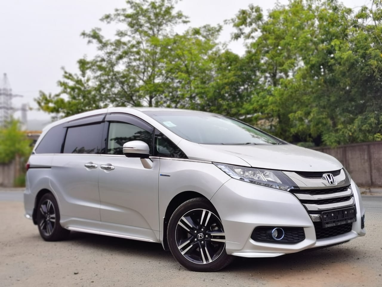 Odyssey 5. Honda Odyssey Hybrid тюнинг. Es Transit Владивосток. Покажи хонду Одиссей. Es Transit Владивосток авто в наличии.