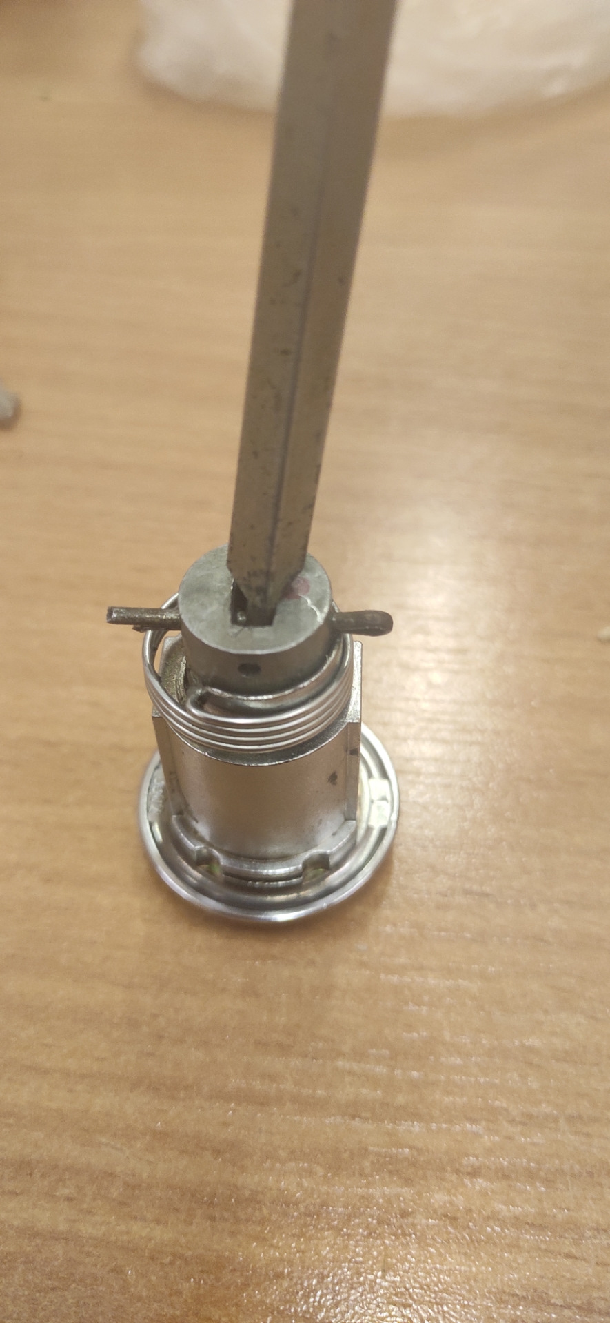 Замок зажигания газон некст — ГАЗ 3110, 2,3 л, 1999 года | запчасти ...