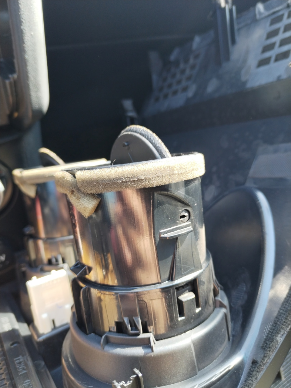 Где купить поролон с клейким основанием? — Nissan Qashqai (1G), 2 л ...