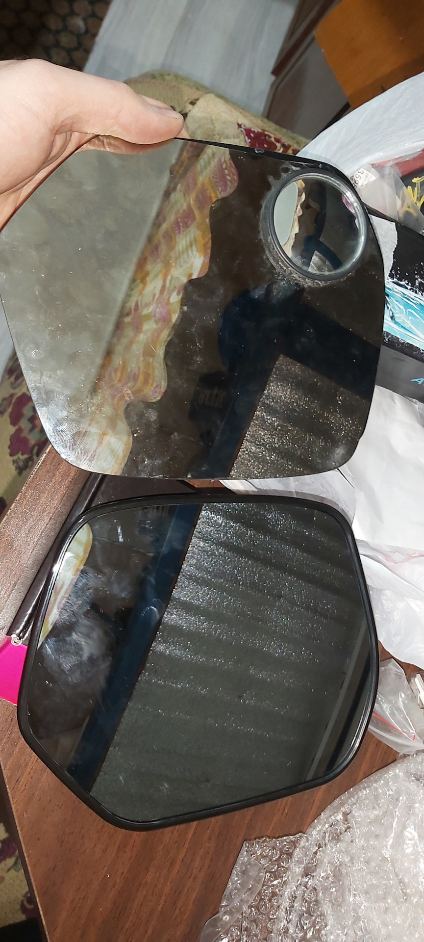 Разборка бокового зеркала, обшивки 5 двери багажника и кнопки ...