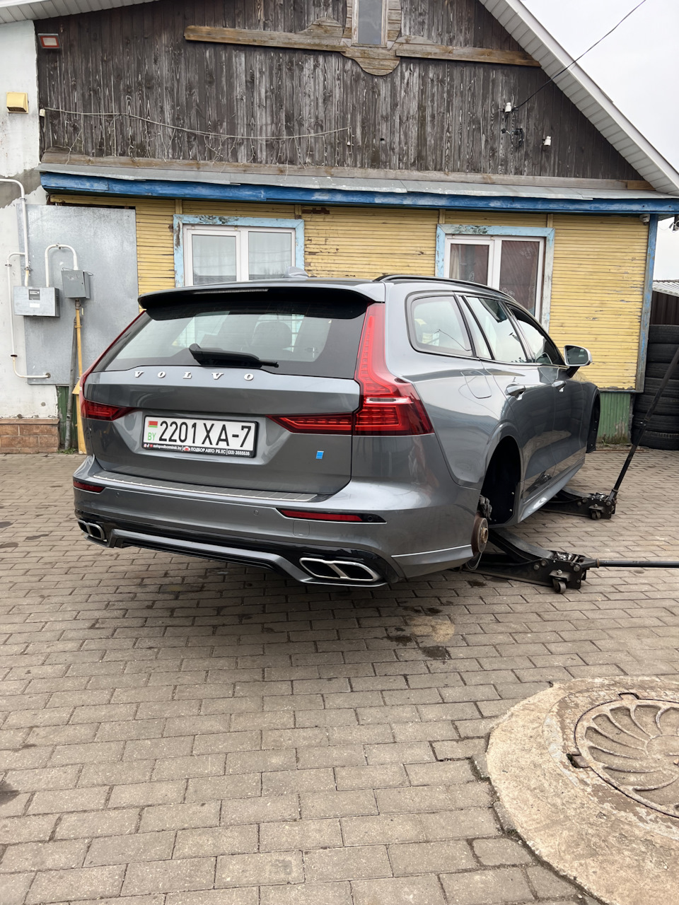 Переобуваем Владимира на лето — Volvo V60 (2G), 2 л, 2019 года | шины |  DRIVE2