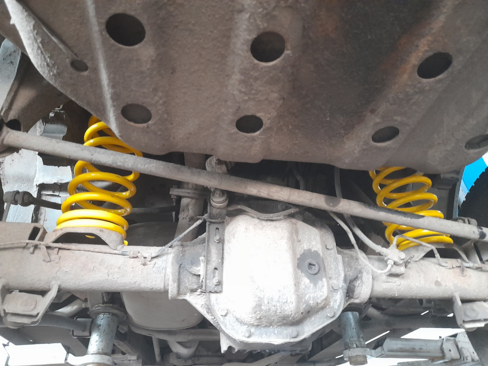 Пружины от Патриота на ОФА. — Opel Frontera A Sport, 2 л, 1996 года ...