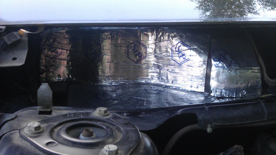 Шумка задних арок снаружи — Ford Focus II Sedan, 2004 года | тюнинг ...