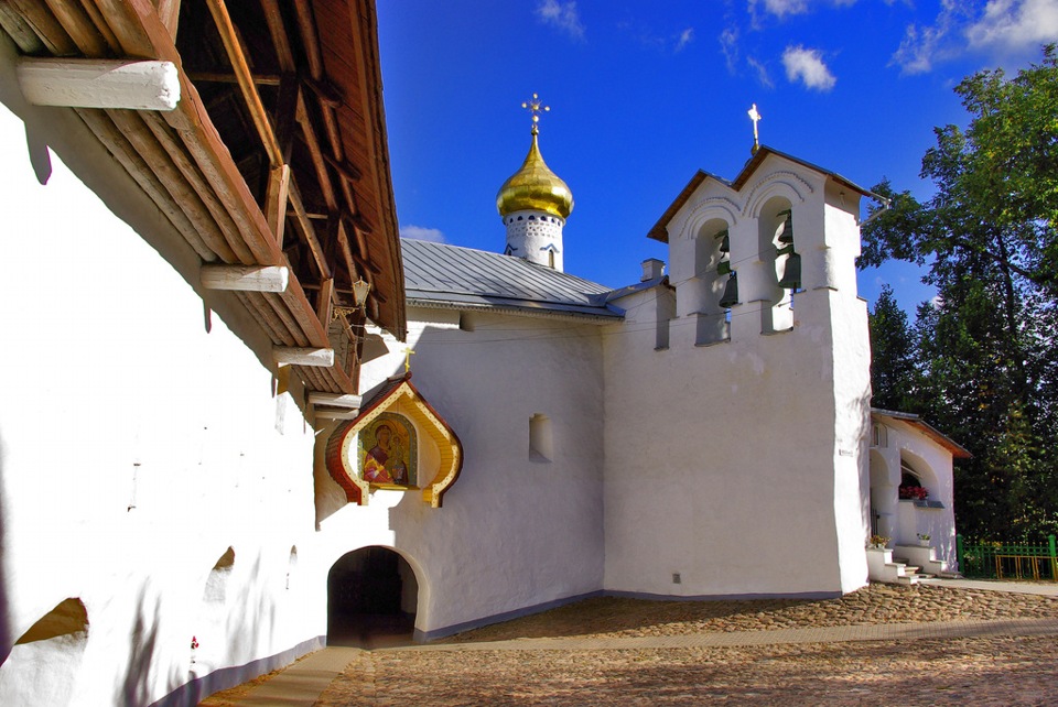 aa0a1eu 960 псково печерский монастырь карета анны иоанновны