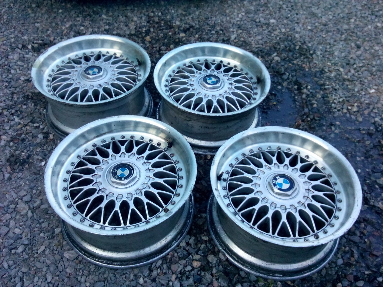 Диск 90. BBS RC 090 BMW. BMW e39 BBS RC 090. BBS RC BMW e30. BMW e30 диски BBS.