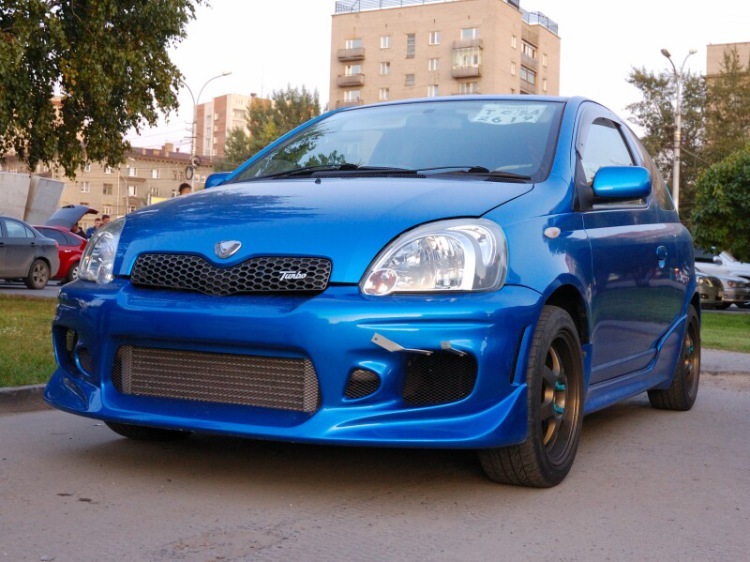 Toyota Vitz RS 2002