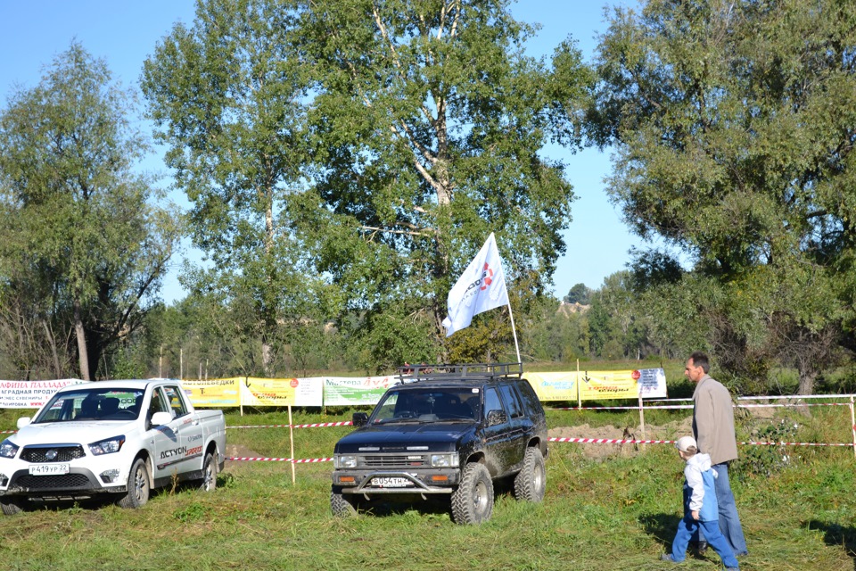 Бегемот-трофи 2013 — Nissan Terrano I, 3,2 л, 1990 года | покатушки ...