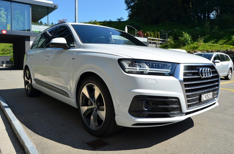 Audi q7 drive2