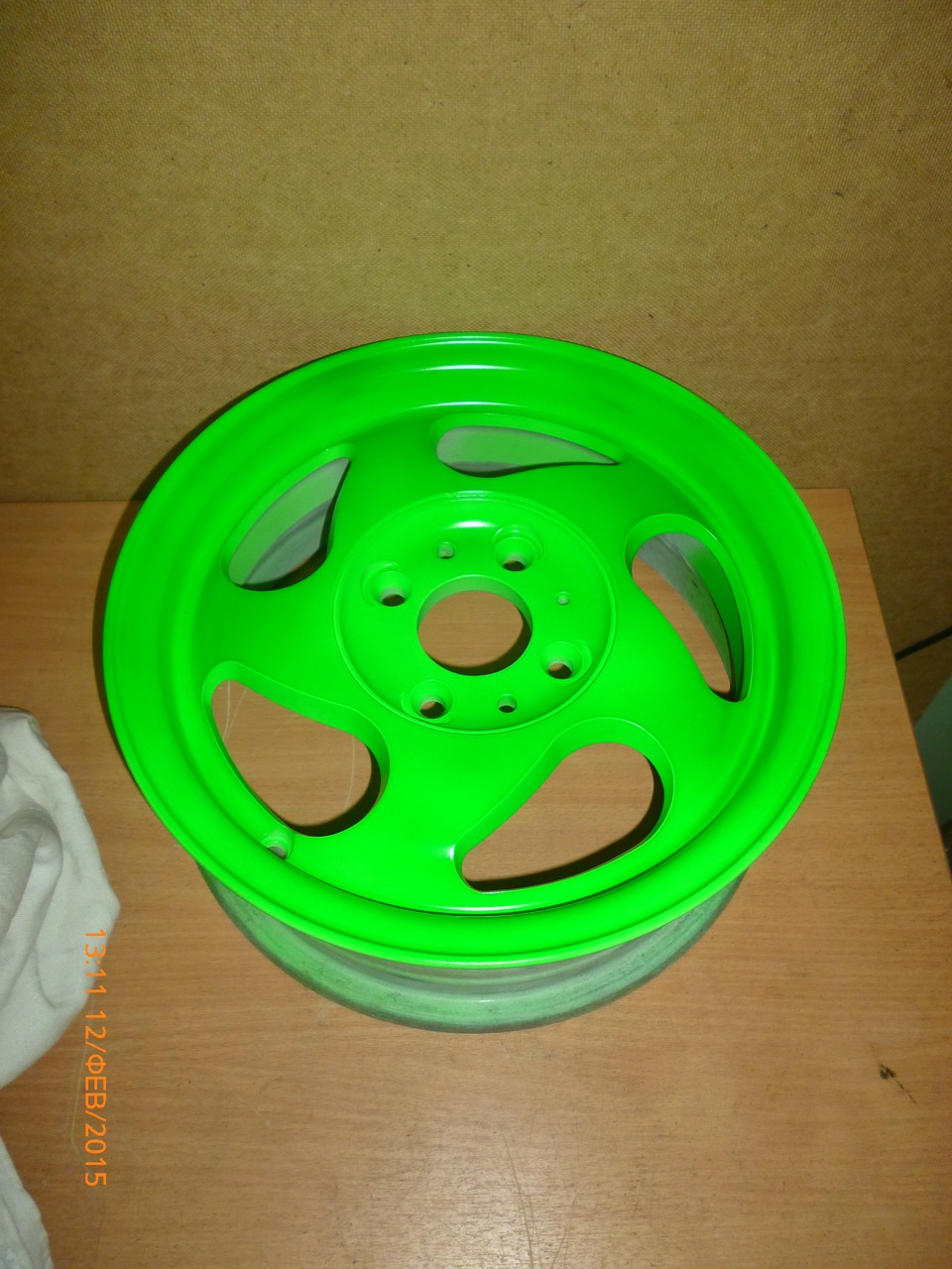 Покраска диска в яркий люминисцентный цвет — 4 колесо — Lada 21102, 1,5 ...