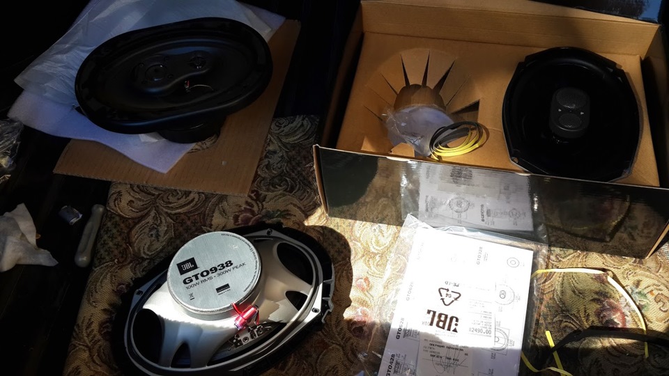 Поменял задние блины на JBL GTO 938 — Lada Приора седан, 1,6 л, 2008 ...