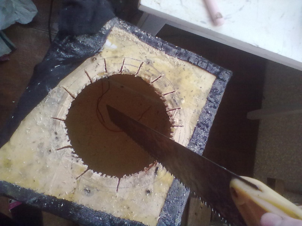 Со временем динамик на сабе сгорел, пришлось заменить. — DRIVE2