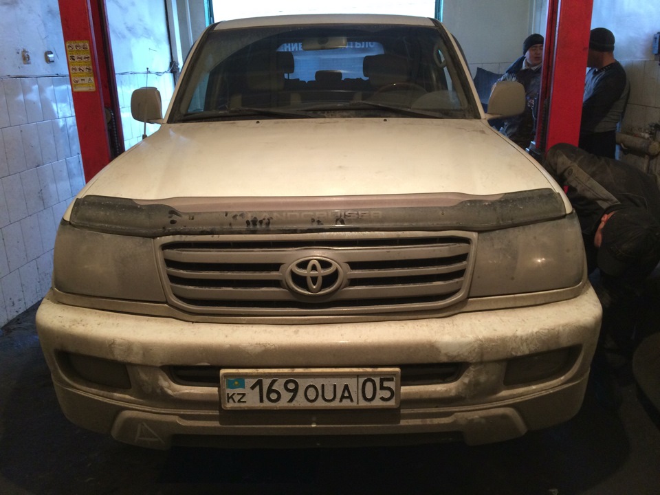 Реставрация шаровой опоры — Toyota Land Cruiser 100, 4,7 л, 1998 года ...