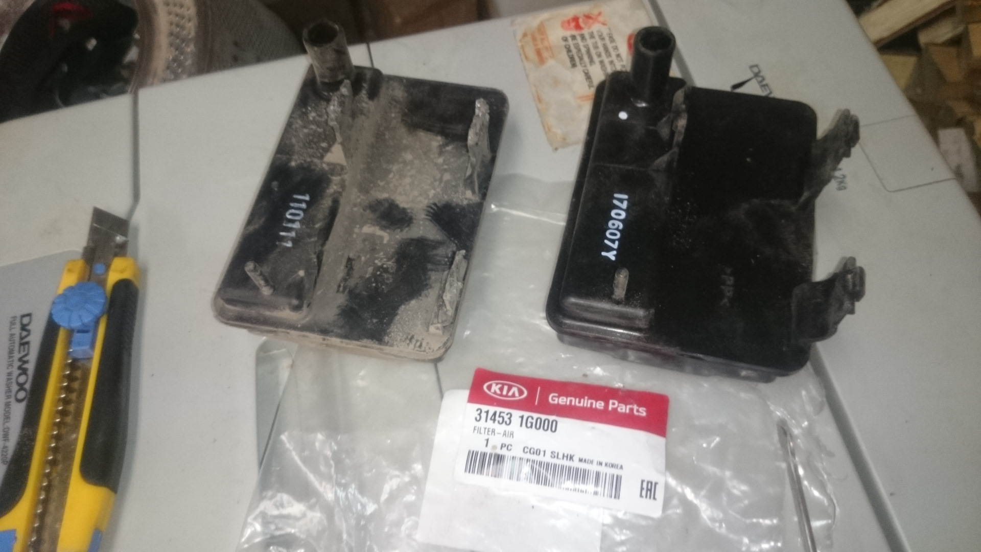 Замена воздушного фильтра топливного бака на KIA RIO II JB — KIA Rio 5 ...