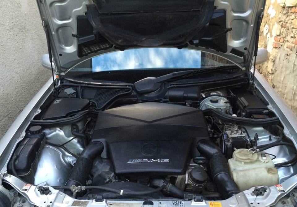 Марафет под капотом — Mercedes-Benz E 55 AMG (W210), 5,5 л, 2001 года ...