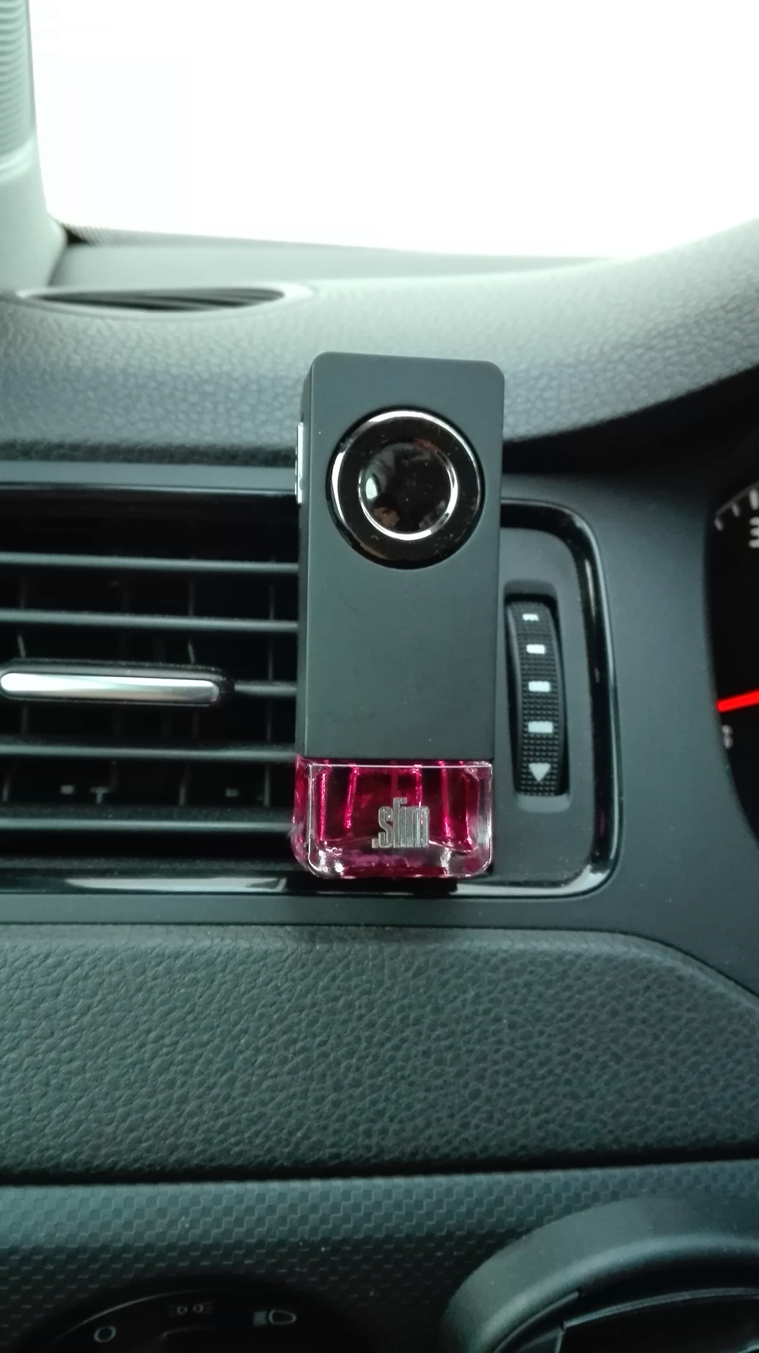 Ароматизатор SLIM арбуз — Volkswagen Jetta VI, 1,6 л, 2014 года ...