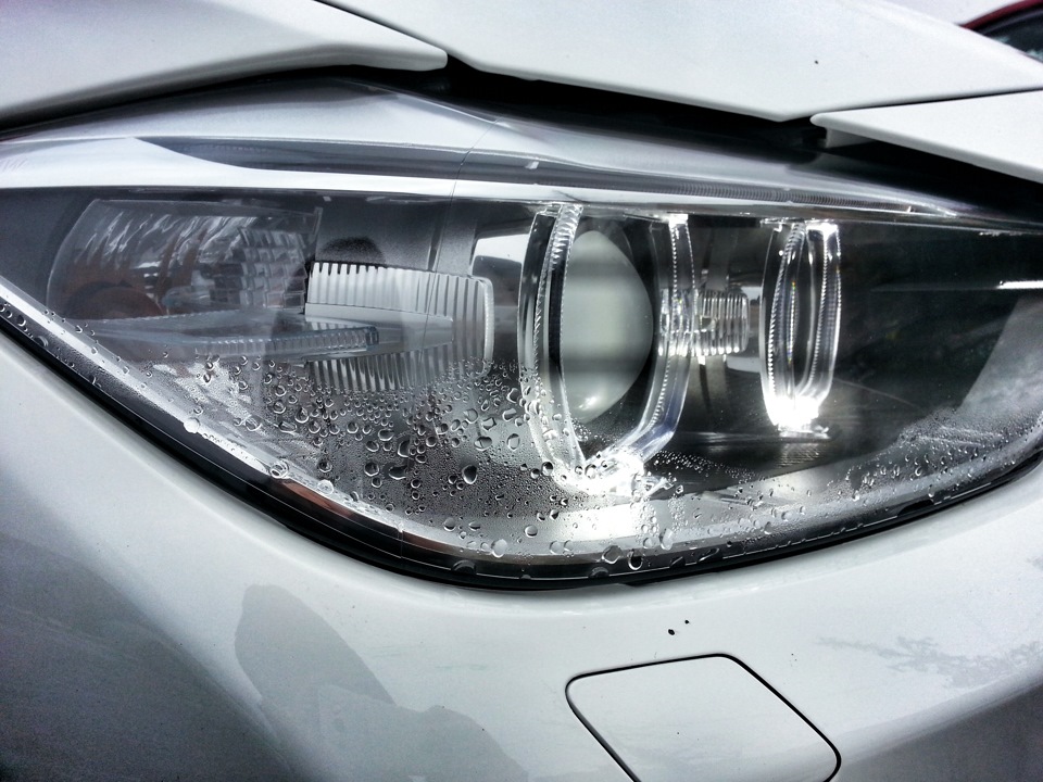 Почему запотевают фары изнутри что делать. Запотевают фары изнутри. Потеет фара мазда 3 bl. Фары. Почему запотевают фары изнутри что делать.