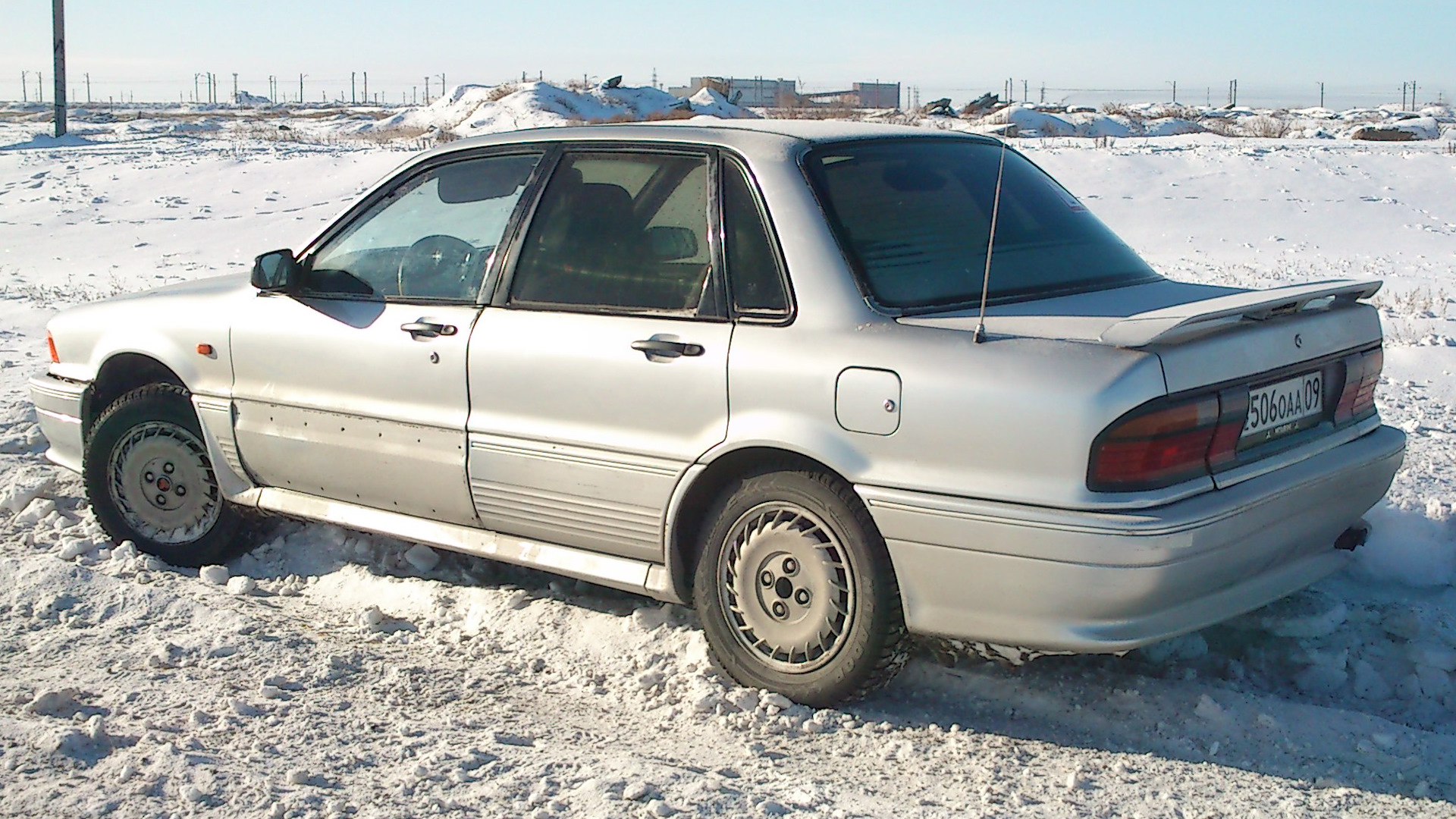 Mitsubishi Galant (6G) 2.0 бензиновый 1989 | 