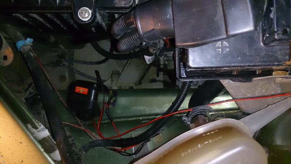 Датчик удара и сирена на штатную сигнализацию. — Lada Калина хэтчбек, 1 ...