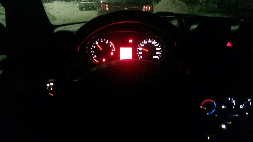 Пересвет приборной панели, часть 2 — Lada Гранта, 1,6 л, 2013 года ...